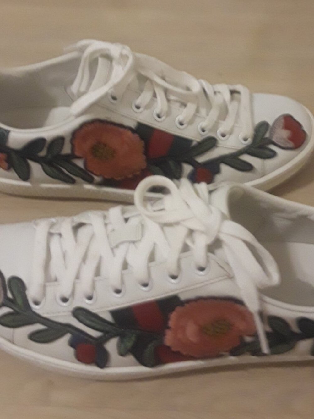 GUCCI Ace floral embroidered sneakers EXCELLENT CONDITION  36